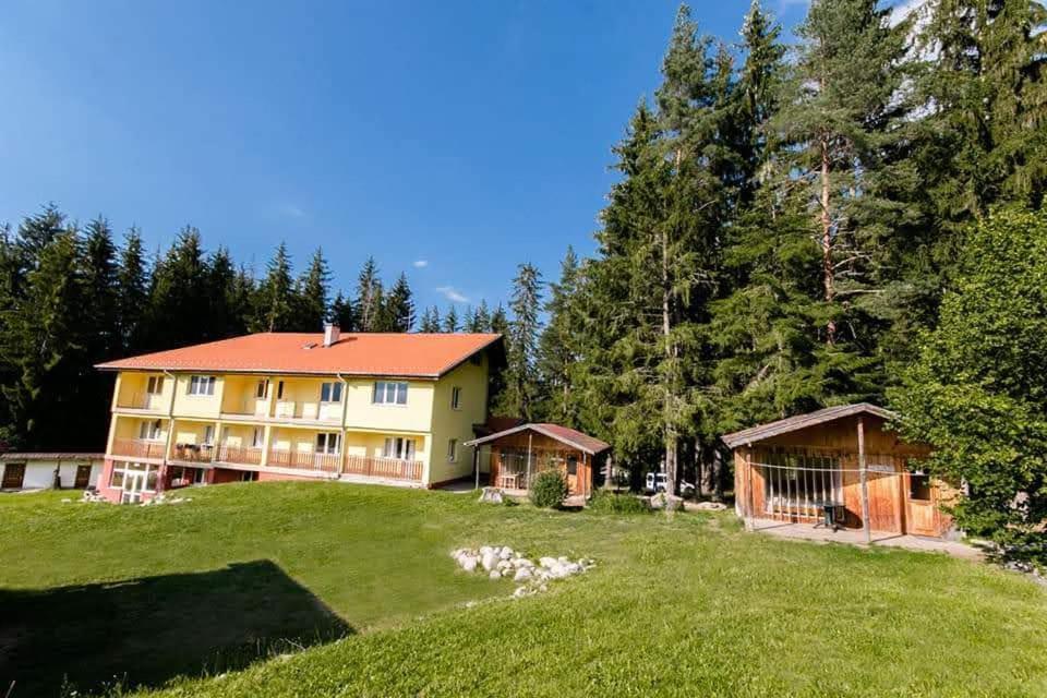 Бунгала Ски Писта Говедарци Exteriör bild